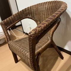 オシャレな椅子の画像