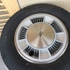 希少！ホイールカバー付きスタッドレスタイヤ185R14C
　バリ...
