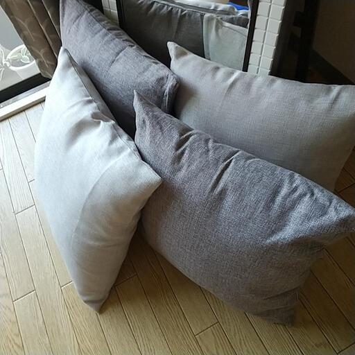 クッション4個(カバー\u0026中身)