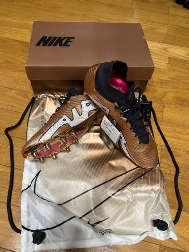 サッカースパイクナイキ