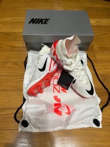 サッカースパイクナイキ