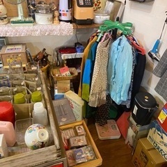 昭和レトロポップ雑貨超大量まとめ　全部おまとめ　食器　服　ワンピース　時計　プラの画像