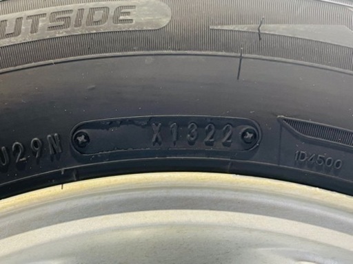 車のパーツ タイヤ、ホイール