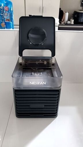 卓上冷風機