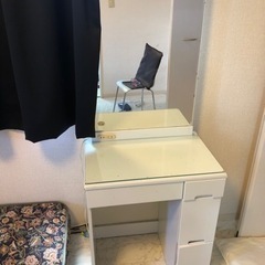 ドレッサー