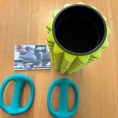PTP筋膜フォームローラーと1キロダンベル2個の画像