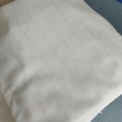 カーテンの画像