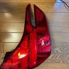 アルファード30 ダズフェローズ テールライトの画像