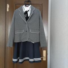 ラブトキシック　卒服