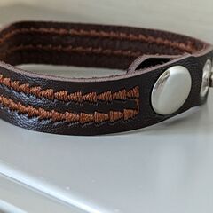 レザー調 メンズブレスレット（新品）ブラウンの画像
