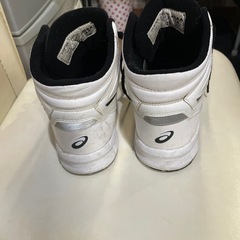 アシックス安全靴の画像