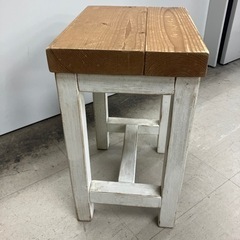 K2405-551 シャビー加工スツール 傷、汚れ有の画像