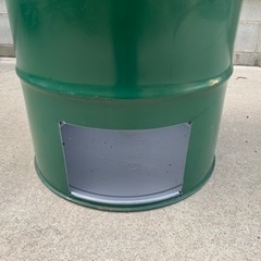 ドラム缶 焼却炉の画像