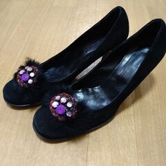 黒のパンプス　イタリア製
