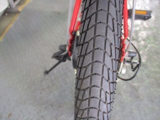 D526　★14000円★　折りたたみ中古自転車【　JEEP　赤　20インチ 】