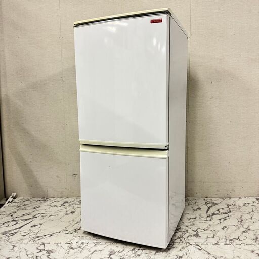 H 17709  SHARP 一人暮らし2D冷蔵庫  137L ◆大阪市内・東大阪市他 6,000円以上ご購入で無料配達いたします！◆ ※京都・高槻・枚方方面◆神戸・西宮・尼崎方面◆生駒方面、大阪南部方面　それぞれ条件付き無料配送あり！