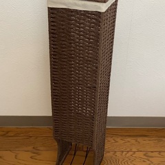 【美品】トイレットペーパー収納　ストッカー　6ロール収納　ブラウン　紐の編み込み　蓋付きの画像
