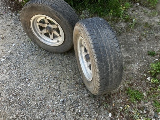車のパーツ タイヤ、ホイール