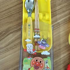 アンパンマン食器の画像