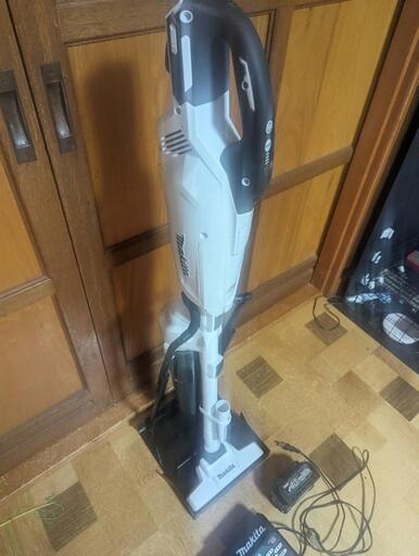 本日限定値下げ　マキタ40V充電式クリーナー