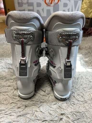 TECNICA 割引 スキーブーツ 23.5