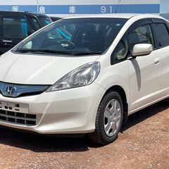 車検2年付き　自社ローン 　H22年式　（ホンダ　フィットHV　GP1）36.8万円　（11388）の画像