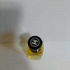 CHANEL  シャネル プールムッシュウ オードトワレの画像