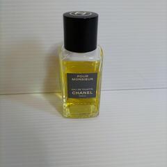 CHANEL  シャネル プールムッシュウ オードトワレの画像