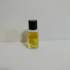 CHANEL  シャネル プールムッシュウ オードトワレの画像