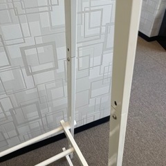 ハンガーラックの画像