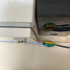 ★まとめて引き取ってくれる方優先★テレビ台、リモコンの画像