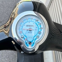 2810.高年式FIモデル♪　アイブブ125 FI お洒落カッコイイ　千葉県柏市　即日配送、自走引き取りも可能の画像