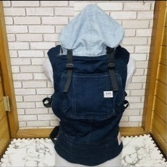 エルゴベビー　Leeコラボ