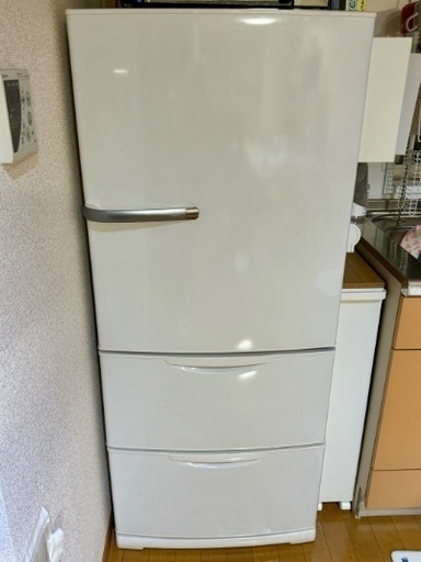 AQUA冷蔵庫売ります　10000円値段交渉可