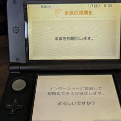 ニンテンドー3DSLL 本体 レッド　ソフト4本の画像