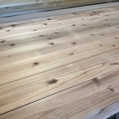 【特価品】杉 3000×30×105(mm) バラ売り！デッキ、下地、DIYなどに。在庫280本ありますので複数の方へ販売できます。の画像
