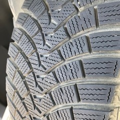 車のパーツ タイヤ、ホイールの画像