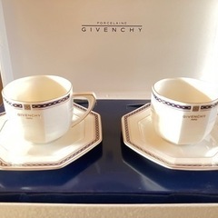 《未使用》GIVENCHY/ジバンシー  　ペアカップ&ソーサー...