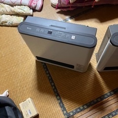 ガスファンヒーター2台ガスホース付きの画像