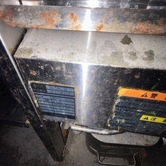 タニコー 業務用 ガス フライヤー ＮＢ-ＴＧＦＬ-35 飲食店...