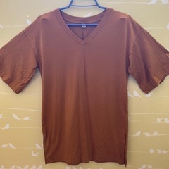 UNIQLO VネックTシャツ(チュニック)
