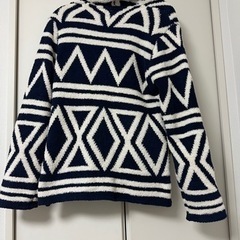 オルテガ柄ボア　アウター　未使用品の画像