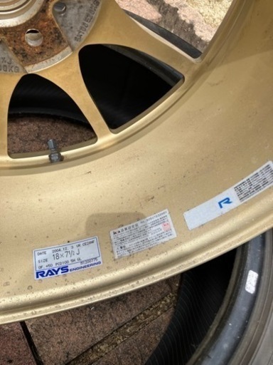 車のパーツ タイヤ、ホイール