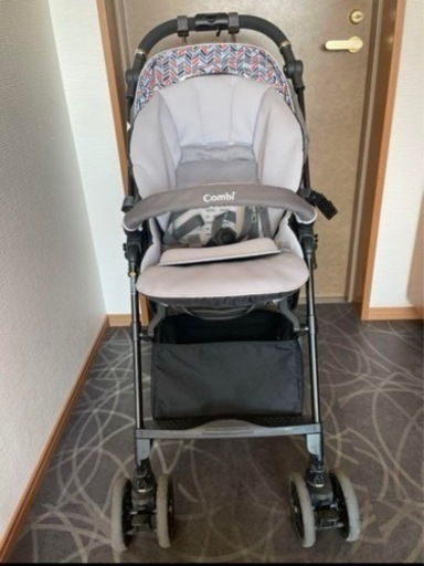 コンビ ホワイトレーベル スゴカルα 4キャス compact ベビーカー HT