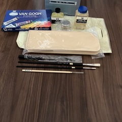 限界値下げ！【新品未使用】油絵の具セットの画像