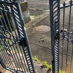 トーヨーエクステリア　門扉4枚　門柱2本　クラッシックフェンスの画像