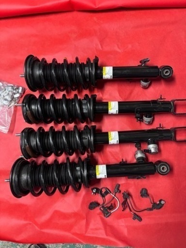 車のパーツ パーツ