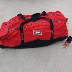 マルボロ。キャリーバック。