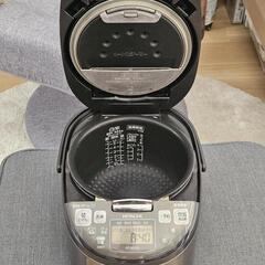 日立 5.5合まで炊ける炊飯器の画像