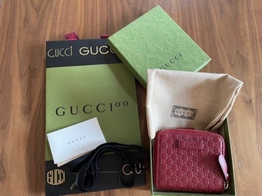 GUCCI二つ折り財布　超美品20%オフにしました